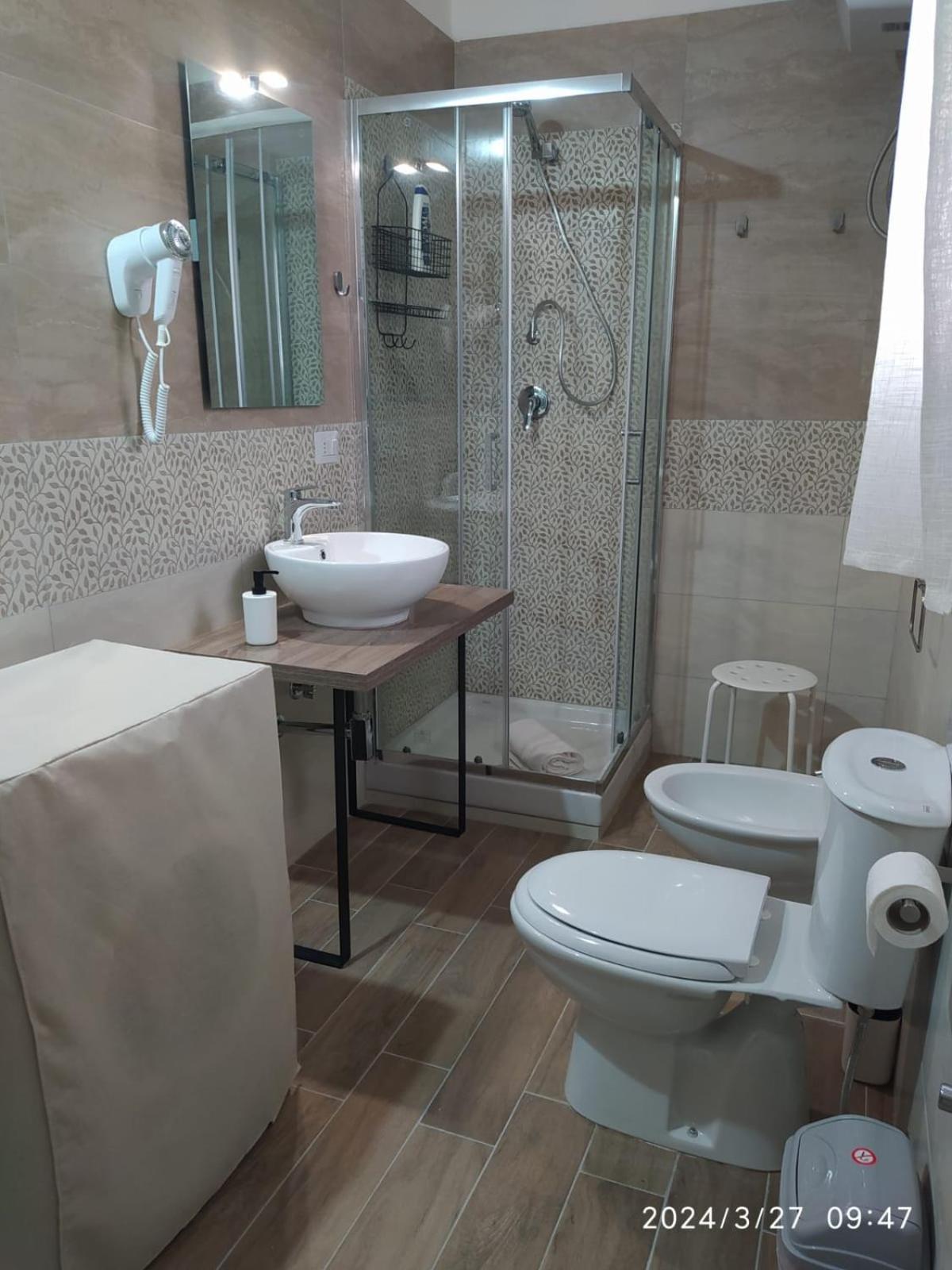 Chrilu House Hotel CTA Eksteriør billede